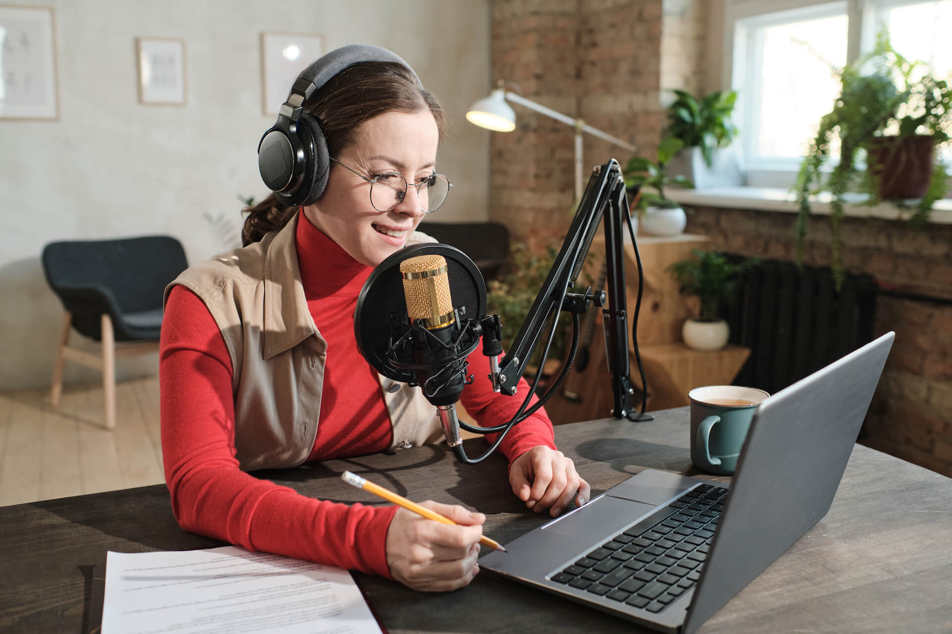 radio-host-working-at-radio-2021-09-01-07-48-18-utc.jpg